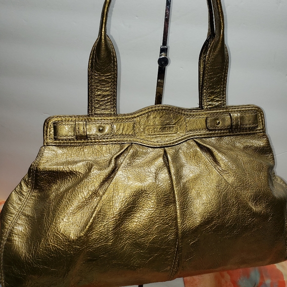 PRICE FIRM Coach patent leather gold color bag. - Picture 3 of 14